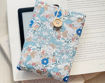 Vintage Flower Kindle Sleeve, Floral Kindle Cover, Thorns And Flowers Kindle Pouch, Kindle Paperwhite Case, Kindle Oasis Jacket, Kindle Bag