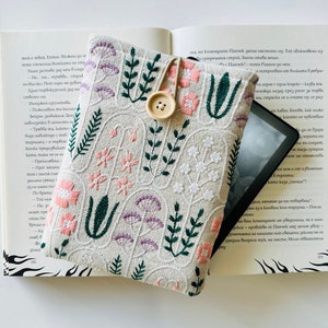 Embroidery Flower Kindle Sleeve, Kindle Cover, Padded Kindle Pouch, Book Accessories, Kindle Paperwhite Case, Book Lover Gift, Ereader Cover image 1