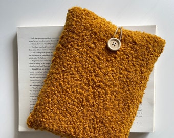 Boucle Book Sleeve, Mustard Boucle Book Pouch, Padded Book Cover, Book Protector, Custom Book Jacket, Bookworm Gift, Christmas Book Bag