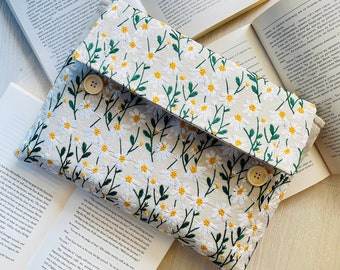 Embroidered Daisies Book Purse, Embroidery Book Pouch, Linen Book Sleeve, Padded Book Cover, Flower Book Jacket, Floral Book Protector