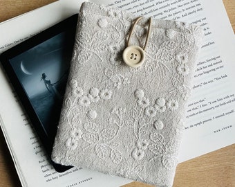 Etui Kindle Paperwhite pour Kindle brodé de fleurs, Housse Kindle rembourrée, Étui pour liseuse, Pochette Oasis pour Kindle, Protecteur Kindle brodé floral