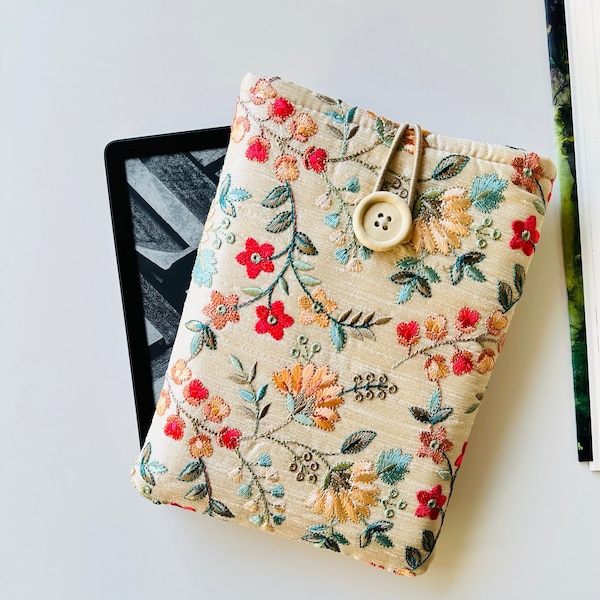 Colorful Embroidery Flower Kindle Sleeve, Kindle Cover, Padded Kindle Pouch, Book Accessories, Kindle Paperwhite Case, Ereader Cover