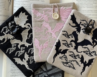 Dragon Wars Embroidery Kindle Sleeve, Embroidery E-Reader Dragon Cover, Unique Universal Kindle Cover, Padded Kindle Pouch, Book Lover Gift