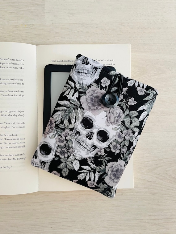 Sugar Skull Kindle Sleeve, Skull Kindle Case, Flower Skull Kindle Cover, Padded Kindle Pouch, Kindle Oasis Jacket, Kindle Paperwhite Case