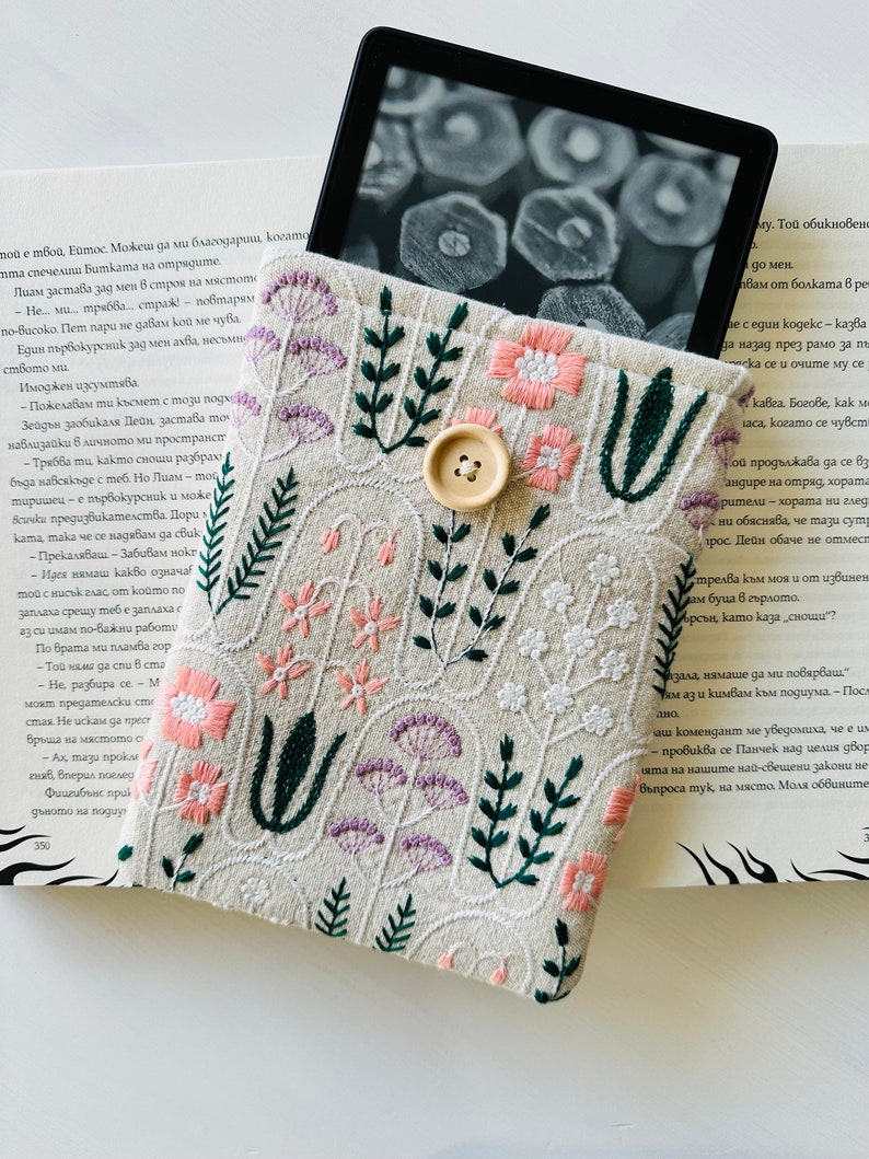 Embroidery Flower Kindle Sleeve, Kindle Cover, Padded Kindle Pouch, Book Accessories, Kindle Paperwhite Case, Book Lover Gift, Ereader Cover image 8