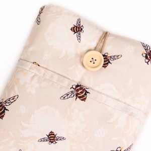 Protège-livre rembourré abeille avec poche, Pochette rembourrée en tissu bourdon, Taille personnalisée de la couverture de livre à fermeture par bouton, Cadeau pour graphiste, Livre