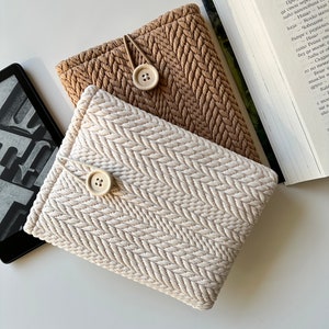 Beige & bruin breipatroon Kindle-hoes, gewatteerde Kindle-beschermer, beide zijden patroon Kindle Paperwhite Cover, Kindle stoffen etui afbeelding 2