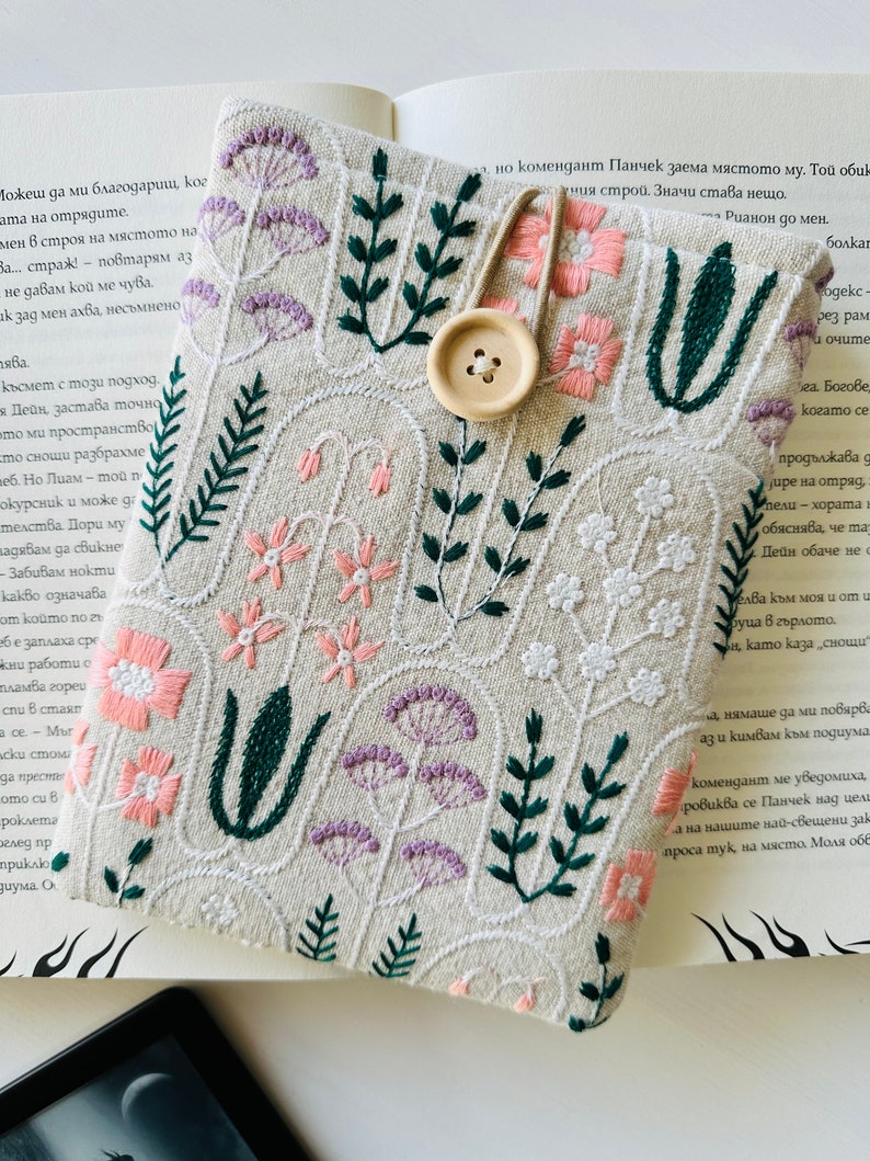 Embroidery Flower Kindle Sleeve, Kindle Cover, Padded Kindle Pouch, Book Accessories, Kindle Paperwhite Case, Book Lover Gift, Ereader Cover image 4