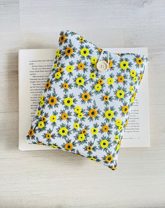Chic Floral Book Sleeve with Button Closure - Padded Fabric Cover for Book Lovers - Embroidered Flower Book Protector