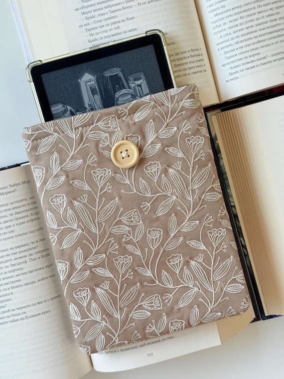 Flowers Embroidery Kindle Sleeve – Handmade Padded Fabric Cover, Cozy Protector for Readers