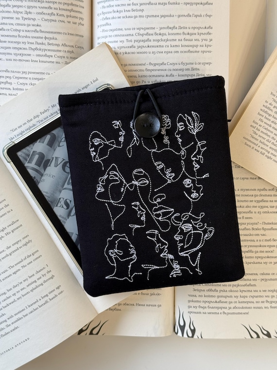 Art Faces Embroidery Padded Kindle Sleeve | E-Reader Case | Protective Cover | Padded Embroidery E-Reader Pouch | Designer Embroidery