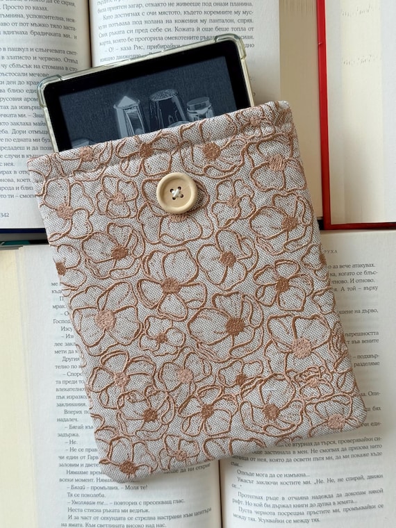 Copper Gold Embroidery Flowers Kindle Sleeve – Handmade Padded Fabric Protector