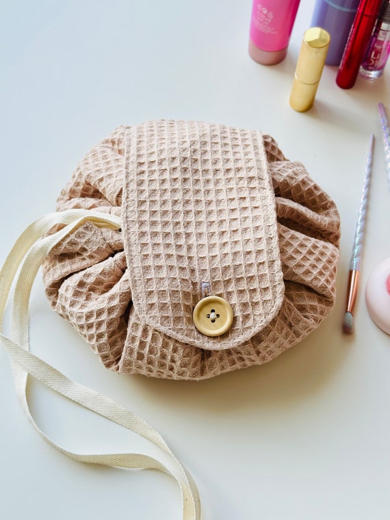 Round Drawstring Make Up Bag, Large Cosmetic Bag, Waffle Design Fabric Make Up and Travel Bag, Clear Make Up Bag, Travel Pouch, Summer Bag