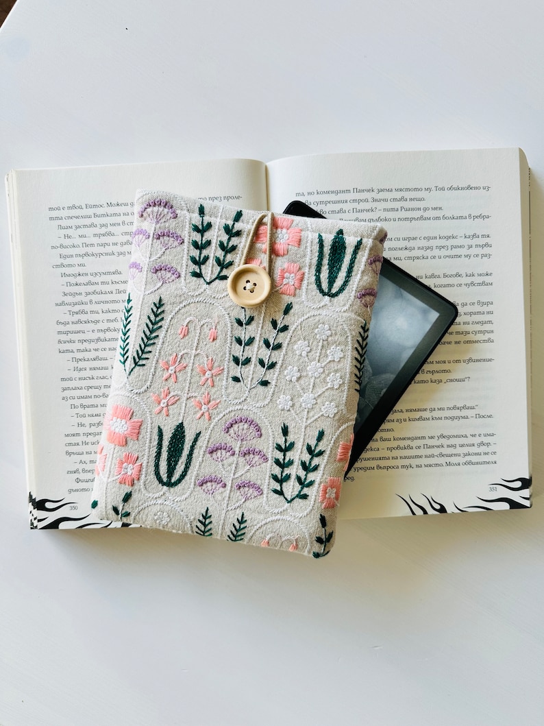 Embroidery Flower Kindle Sleeve, Kindle Cover, Padded Kindle Pouch, Book Accessories, Kindle Paperwhite Case, Book Lover Gift, Ereader Cover image 9