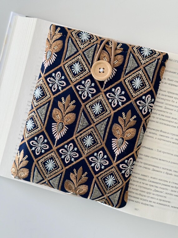 Boho Blue Embroidery Kindle Sleeve, Kindle Cover, Padded Kindle Pouch, Book Accessories, Kindle Paperwhite Case, Book Lover Gift, E-Reader