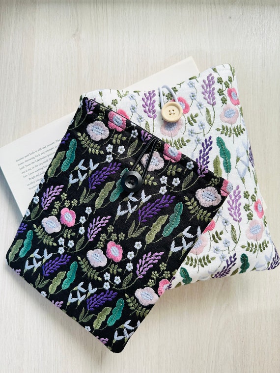 Embroidery Flowers Book Sleeve, Floral Book Protector, Padded Book Pouch, Embroidered Book Jacket, Book Lover Gift, Bookworm Gift, Book Bag