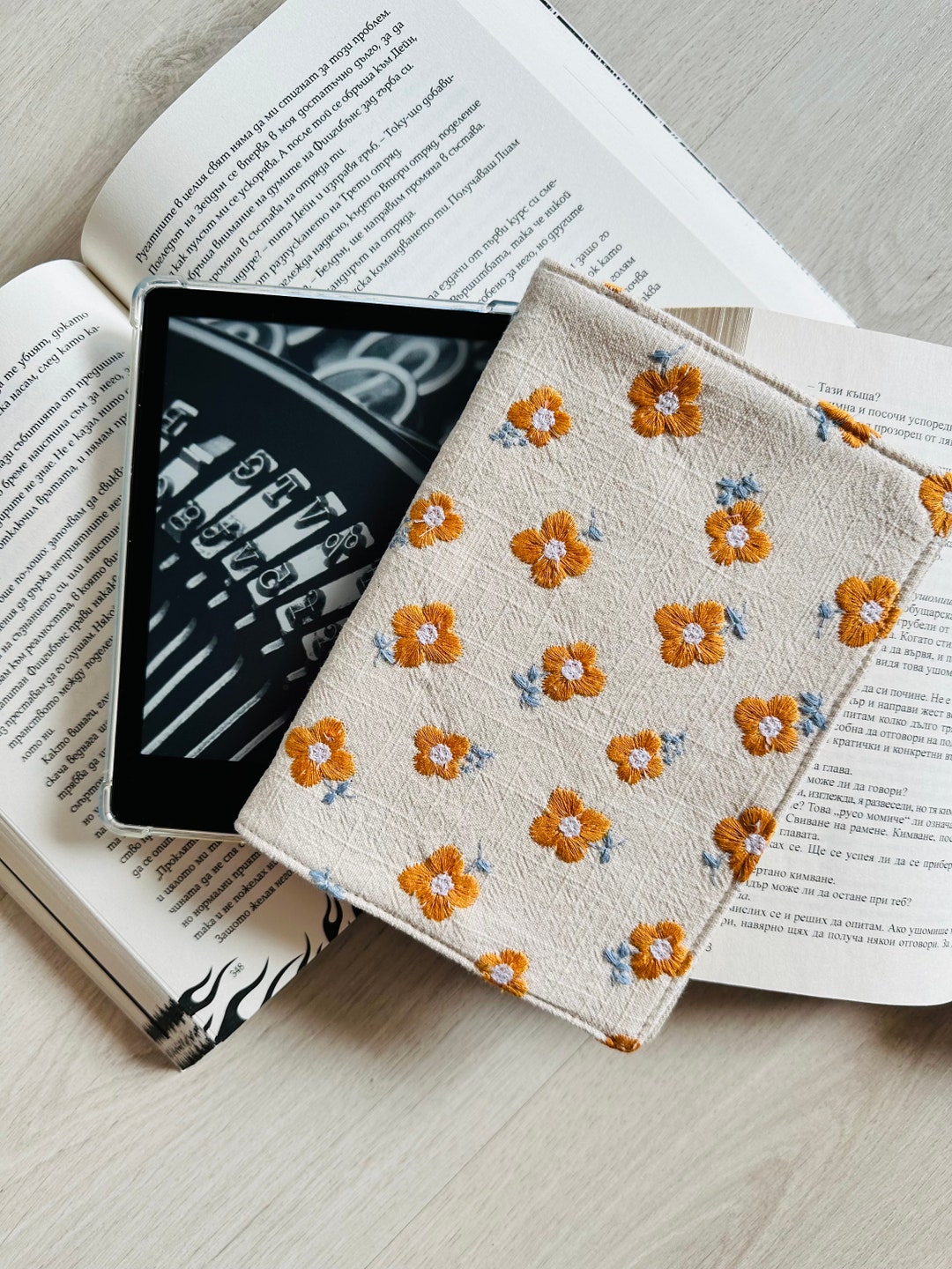 Embroidery Flower Kindle Cover, Floral Kindle Case, Padded Kindle