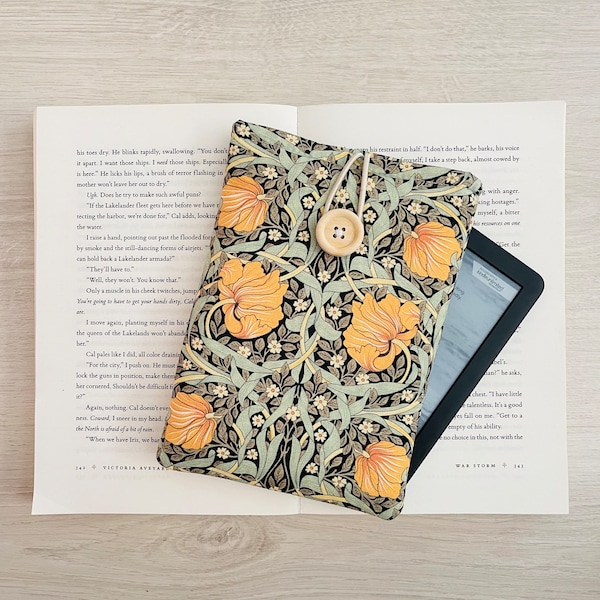 Wild Flower Kindle Sleeve, Floral Kindle Cover, Padded Kindle Pouch, Kindle Paperwhite Case, Yellow Kindle Bag, Fabric Kindle Sleeve