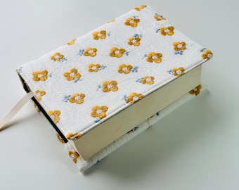 Embroidered Daisies Book Cover, Daisies Book Pouch, Custom Size Book Jacket, Adjustable Book Protector, Padded Book Cover, Book Sleeve