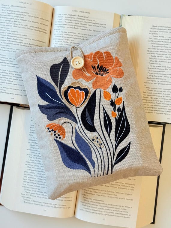 Elegant Flower Embroidery Book Sleeve – Handmade Padded Fabric Protector, Unique Gift for Readers