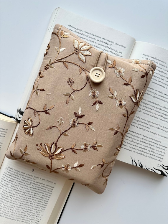 Light Brown Book Sleeve With Beige Embroidery, Padded Book Protector, Flower Embroidery Book Pouch, Floral Book Jacket, Book Accessories