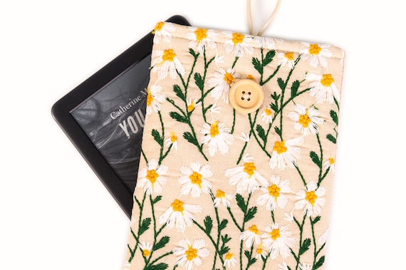Embroidery Flower Kindle Sleeve, Floral Kindle Cover, Padded Kindle Protector, Daisy Kindle Pouch, Reading Accessories, E-Reader Pouch