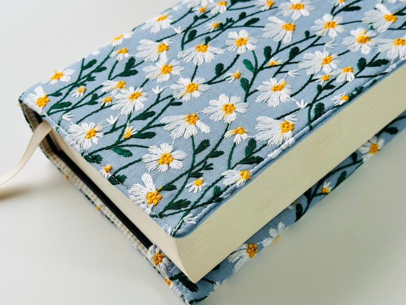 Embroidered Daisies Book Cover, Daisies Book Pouch, Custom Size Book Jacket, Adjustable Book Protector, Padded Book Cover, Book Lover Gift image 6