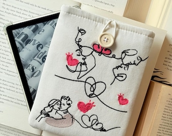 Custodia per Kindle con ricamo a cuori - Cover imbottita per e-reader