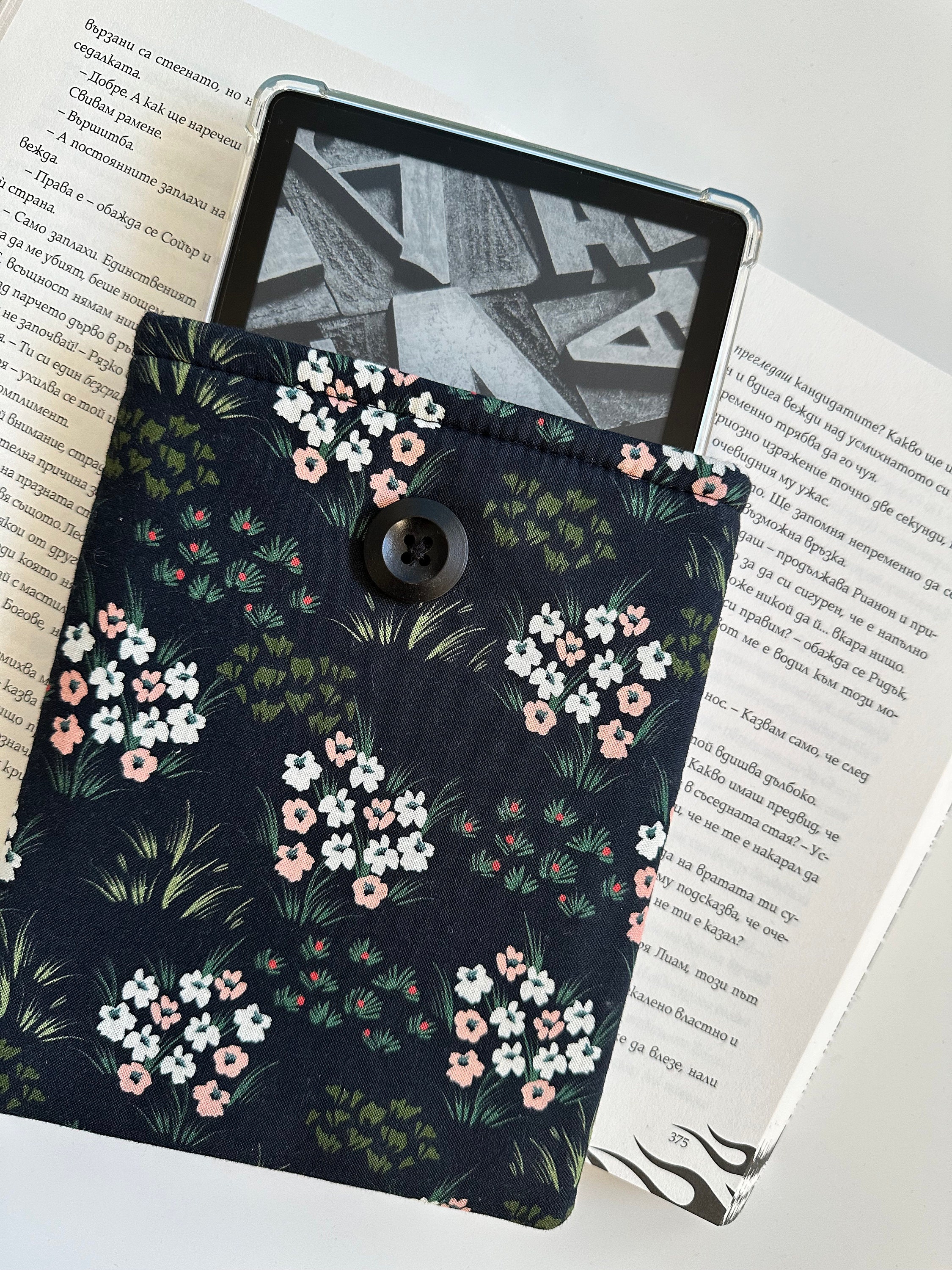 Custom Beige Flowers Kindle Case Paperwhite Case