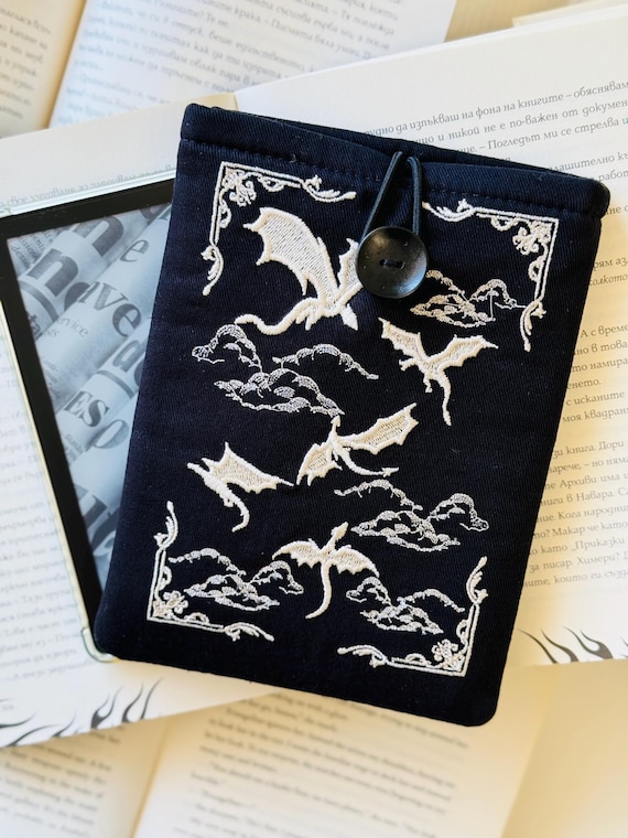 Dragon Wars Embroidery Padded Kindle Sleeve | Embroidery Kindle Case | Flying Dragons Padded Kindle Pouch| Dragon Designer Embroidery