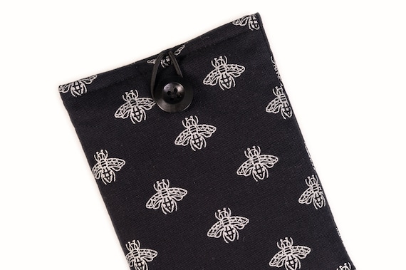 Bee Padded Kindle Sleeve, Fabric Bumblebee Kindle Cover, Kindle Paperwhite, Kindle Oasis Pouch, Book Sleeve, Book Cover, Book Lover Gift