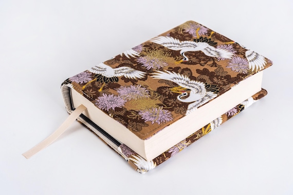 Adjustable Book Cover with Elastic Closure, Japan Crane Book Jacket, White Crane Padded Book Protector, Book Accessories, Book Lover Gift