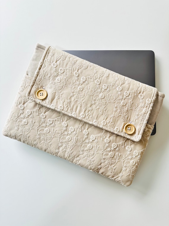 Embroidery Flower MacBook Case, Floral MacBook Sleeve, Fabric Laptop Cover, Padded MacBook Cover, MacBook Pouch, Laptop Sleeve With Pocket