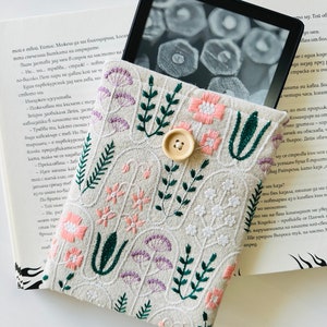 Embroidery Flower Kindle Sleeve, Kindle Cover, Padded Kindle Pouch, Book Accessories, Kindle Paperwhite Case, Book Lover Gift, Ereader Cover image 3