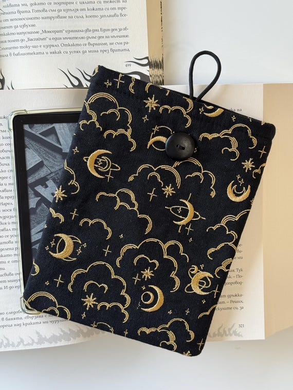 Celestial Embroidery Padded Kindle Sleeve, Padded Kindle Protector, Galaxy Kindle Embroidery Cover, Embroidery Kindle Case, Moon Kindle Case