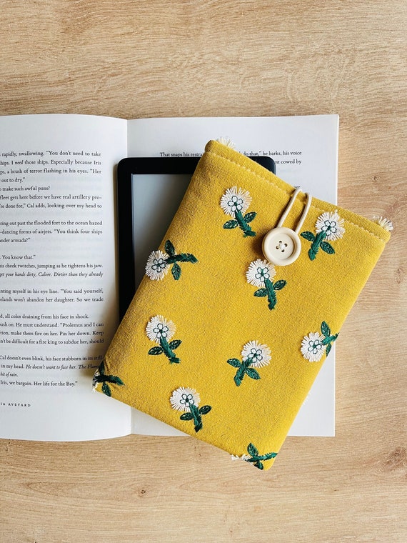 Embroidered Daisies Kindle Sleeve Flower Kindle Cover Etsy Hong Kong