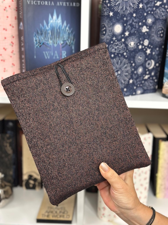 Brown Herringbone Book Sleeve, Padded Book Protector, Book Accessories, Winter Book Cover with Button Closure, Christmas Gift