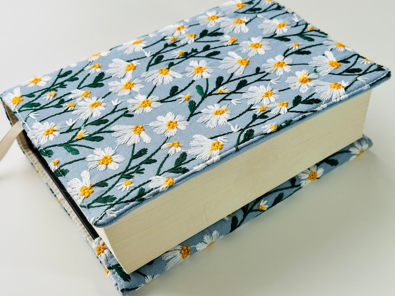 Embroidered Daisies Book Cover, Daisies Book Pouch, Custom Size Book Jacket, Adjustable Book Protector, Padded Book Cover, Book Lover Gift image 2