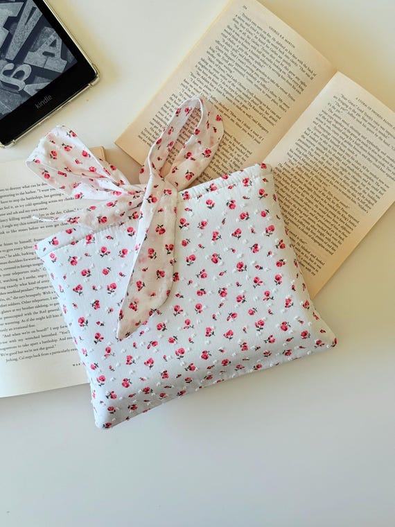 Mini Roses Bow Book Sleeve, Red Embossed Book Cover, Flowers Book Jacket, Padded Bow Book Protector, Travel Book Accessories, Bookish Gift