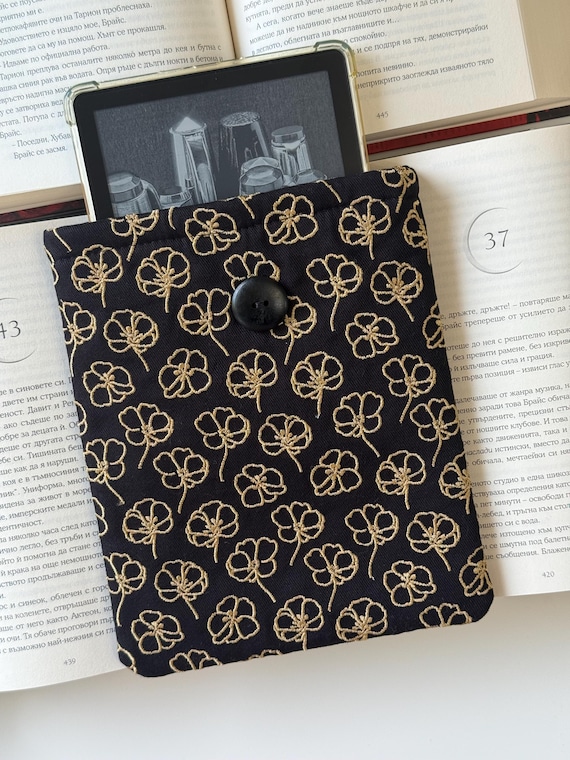Elegant Floral Embroidery Kindle Sleeve – Handmade Padded Fabric Protector, Gift for Readers