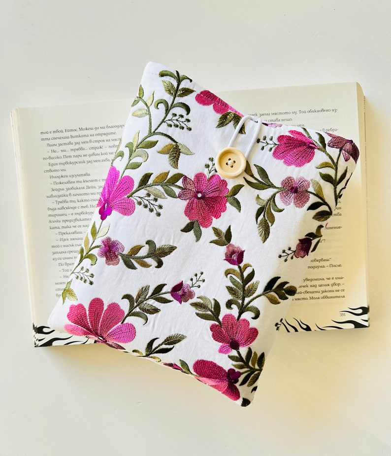 Embroidery Flower Book Sleeve, Embroidered Floral Book Cover, Fine Embroidery Book Pouch, Book Accessories, Book Bag, Book Lover Gift image 5
