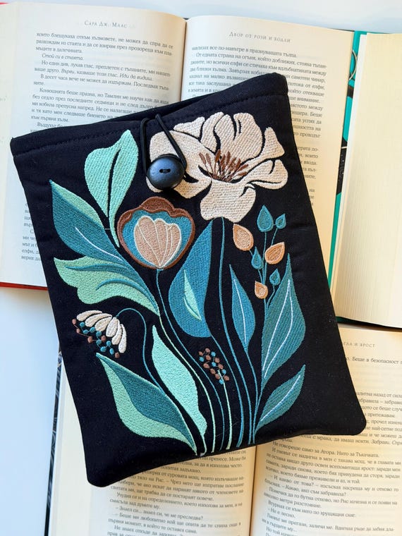 Cozy Embroidery Book Sleeve – Elegant Flowers Handmade Padded Protector, Gift for Readers