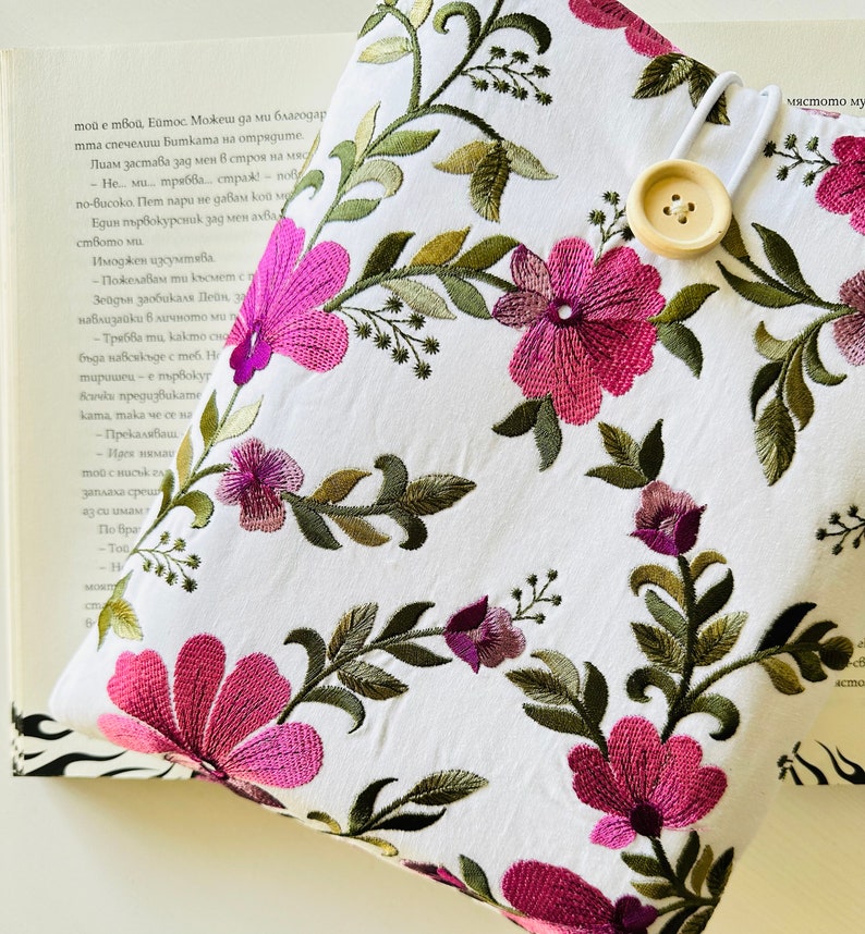 Embroidery Flower Book Sleeve, Embroidered Floral Book Cover, Fine Embroidery Book Pouch, Book Accessories, Book Bag, Book Lover Gift image 2