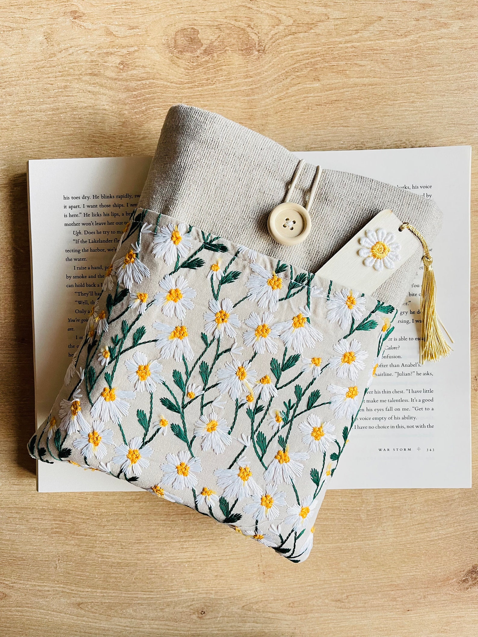 Daisy Book Sleeve and Wooden Embroidery Bookmark Daisies Book Etsy