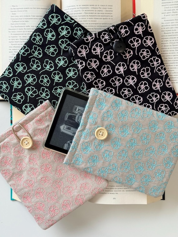 Multicolour Embroidery Flowers Kindle Sleeve – Handmade Padded Fabric Protector