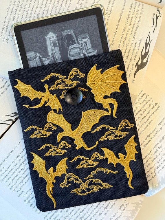 House of the Dragons Kindle Sleeve, Dragon Wars Kindle Protector, Padded Kindle Cover, Kindle Jacket, Ereader Protector, Kindle Accessories