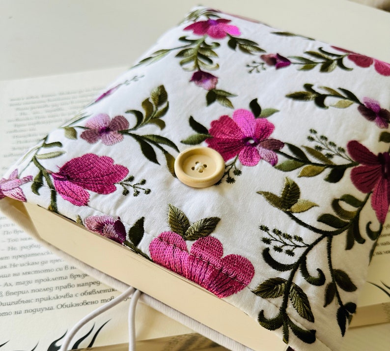 Embroidery Flower Book Sleeve, Embroidered Floral Book Cover, Fine Embroidery Book Pouch, Book Accessories, Book Bag, Book Lover Gift image 3