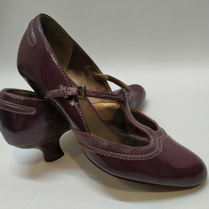 Vintage leather shoes Patent leather shoes