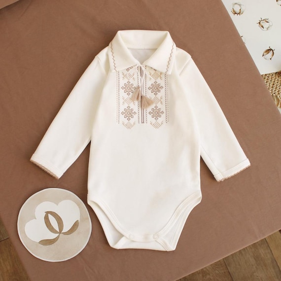 Cream shirt Ukrainian Vyshyvanka babyboy onesie embroidered, long sleeve bodysuit embroydery Ukraine Easter sorochka baby Christening onesie