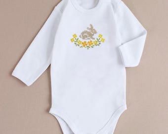 Easter onesie with embroidered bunny and flower, First Easter onesie, photo prop baby bodysuit, cream bodysuit, Spring flowers embroydery